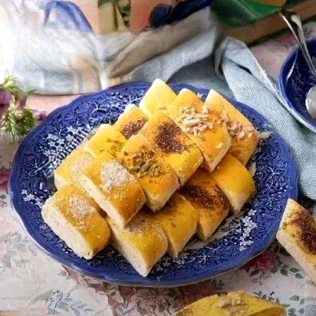 خرید نان یوخه معروف شیراز